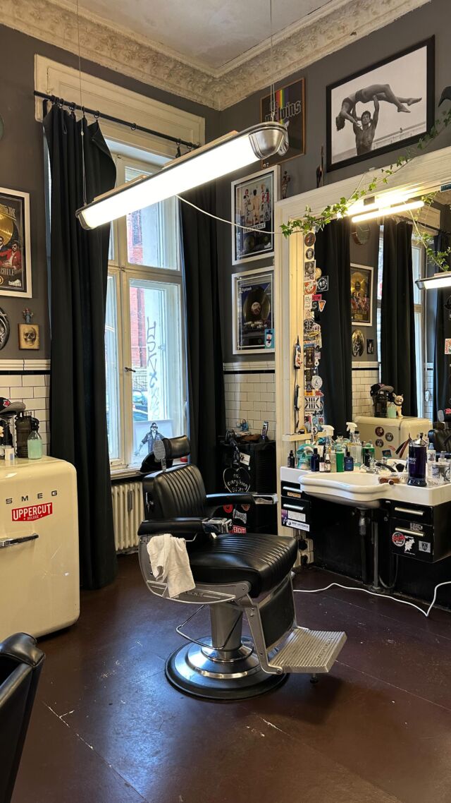 BEARDY BOYS Gethsemanestraße 📍 

#barberberlin #berlin #barbershop